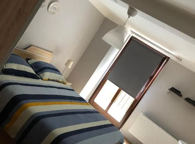 Cafe De De Bruxelles بيت ريفي 2*