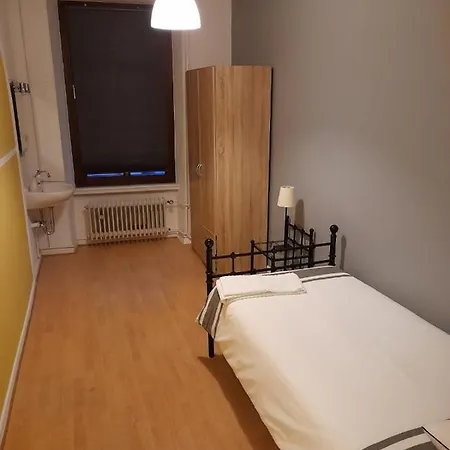 بيت ريفي Cafe De De Bruxelles فيانْدْنْ