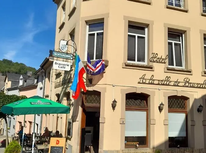 Cafe De De Bruxelles Мини-отель 2*