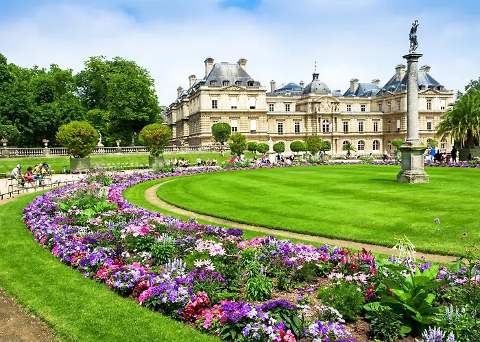 Cafe De De Bruxelles Мини-отель 2*